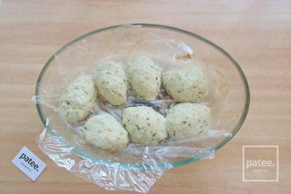 Куриные котлеты с кабачком в духовке - Шаг 10