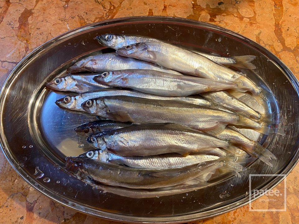 Маринованная мойва в пряностях - Шаг 1
