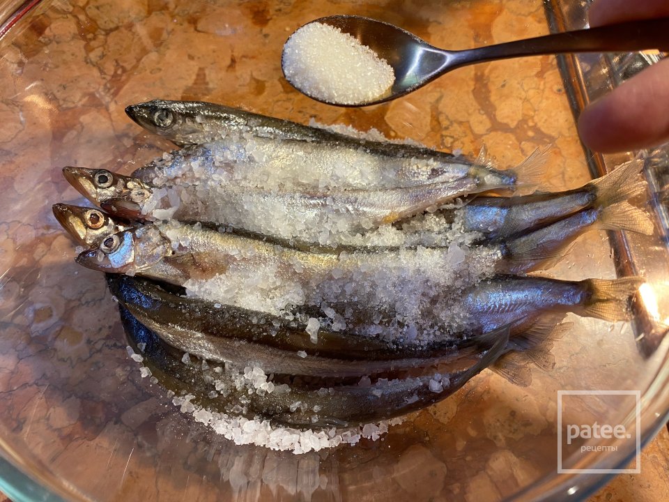Маринованная мойва в пряностях - Шаг 3