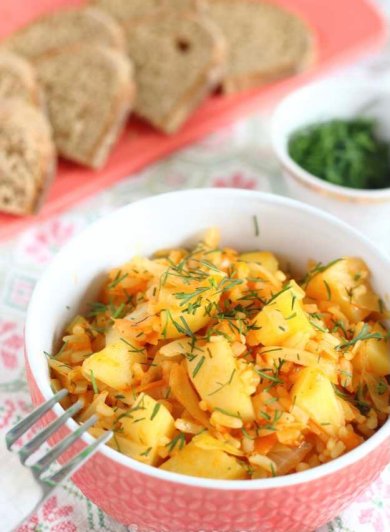 Тушеная картошка с капустой и рисом в мультиварке 🥔 - Шаг 1