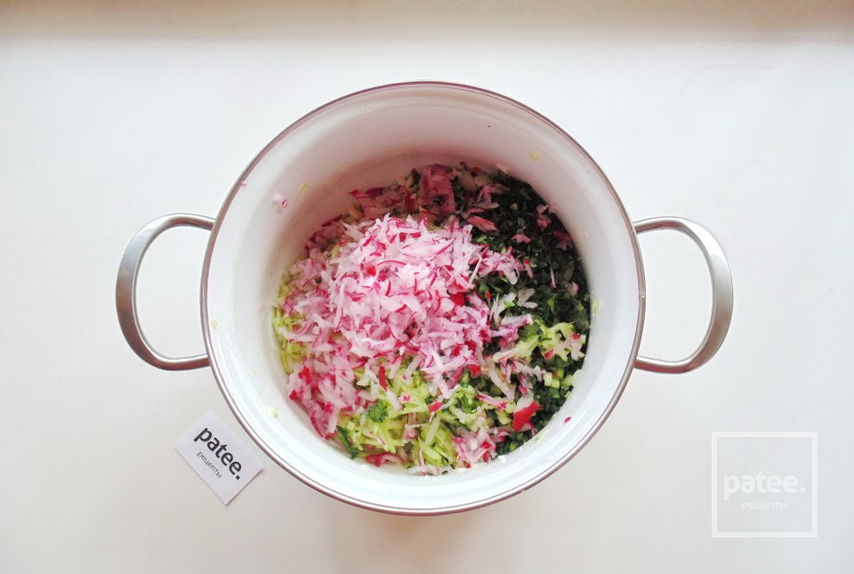 Тертая окрошка на кефире - Шаг 8