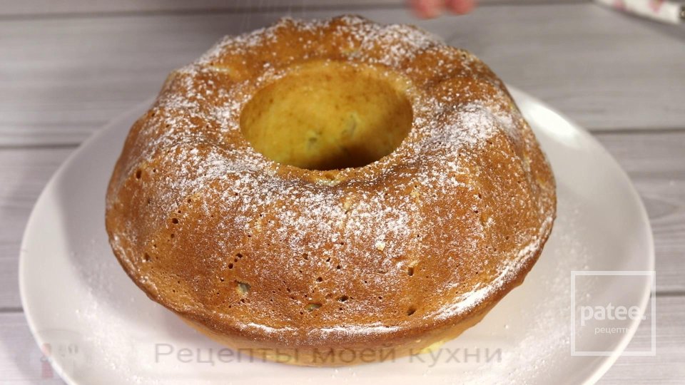 Кекс с ананасом и кокосовой стружкой - Шаг 8