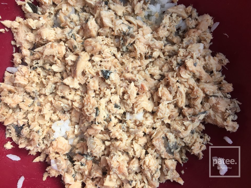 Котлеты с рисом и рыбными консервами. - Шаг 2