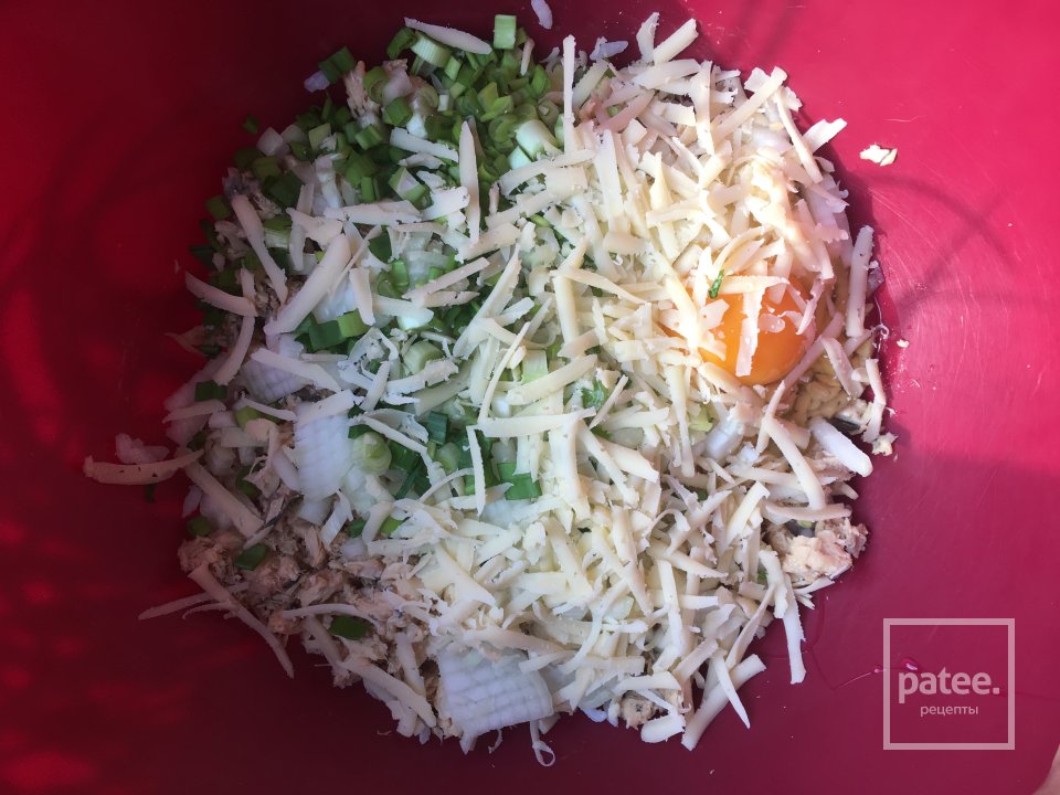 Котлеты с рисом и рыбными консервами. - Шаг 6