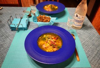 Суп из нута с копчёной рулькой