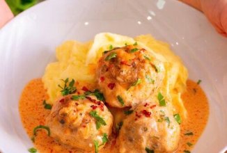 Тефтели с рисом и подливой 👍🏼