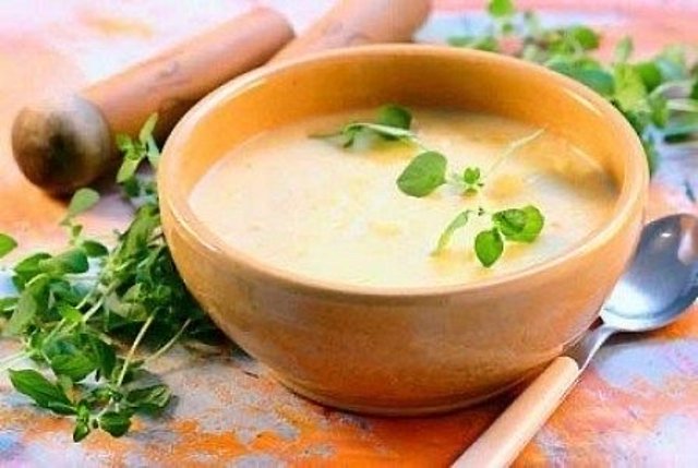 Картофельный суп с гренками 🍲