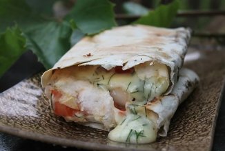 Конвертики из лаваша с сулугуни на мангале 🫓