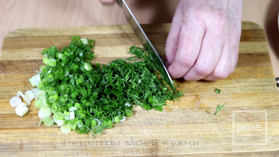 Кабачки с фаршем в духовке в сметанном соусе - Шаг 5