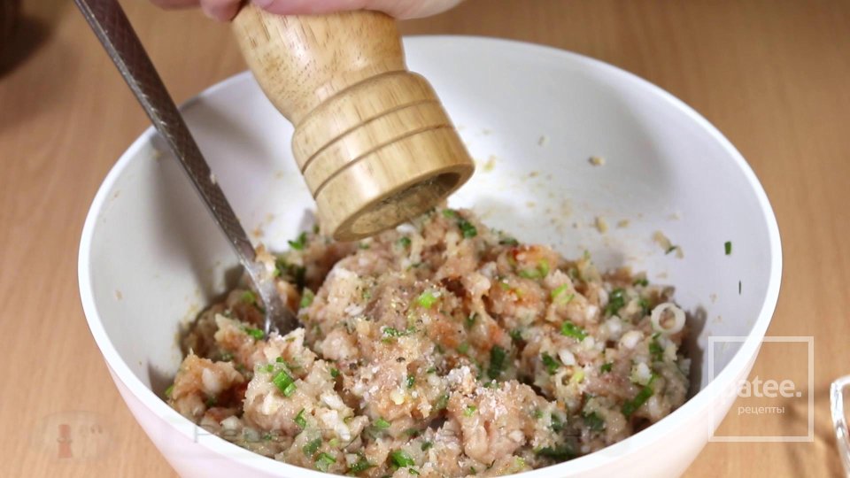 Кабачки с фаршем в духовке в сметанном соусе - Шаг 7