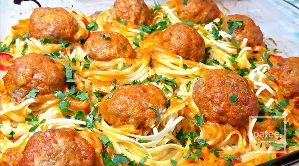 Котлеты в макаронных гнёздах 👍🏼 - Шаг 1