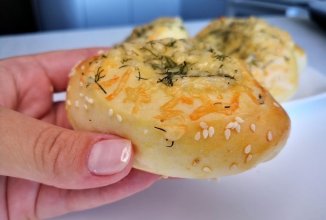 Лодочки с сыром, чесноком и зеленью 🧀