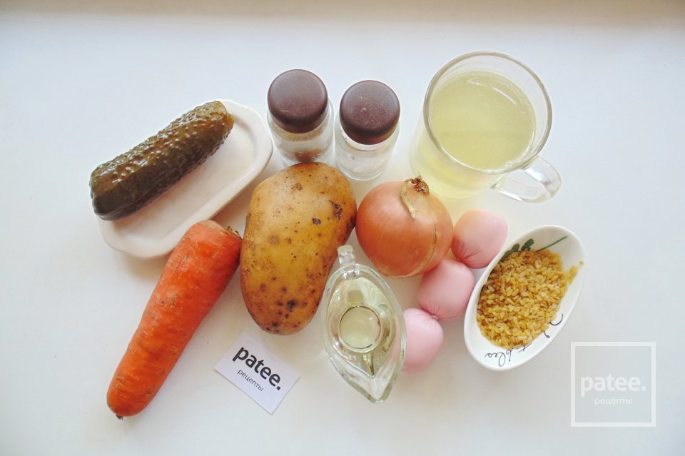 Рассольник с булгуром и сардельками - Шаг 1