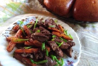 Куриная печень с морковью 🥕