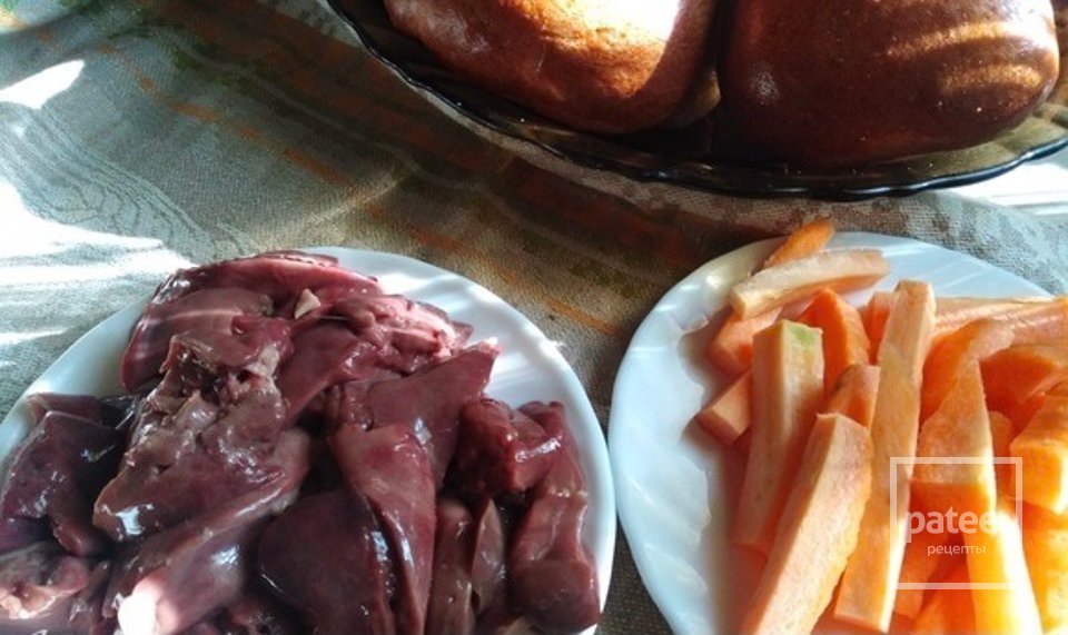 Куриная печень с морковью 🥕 - Шаг 2