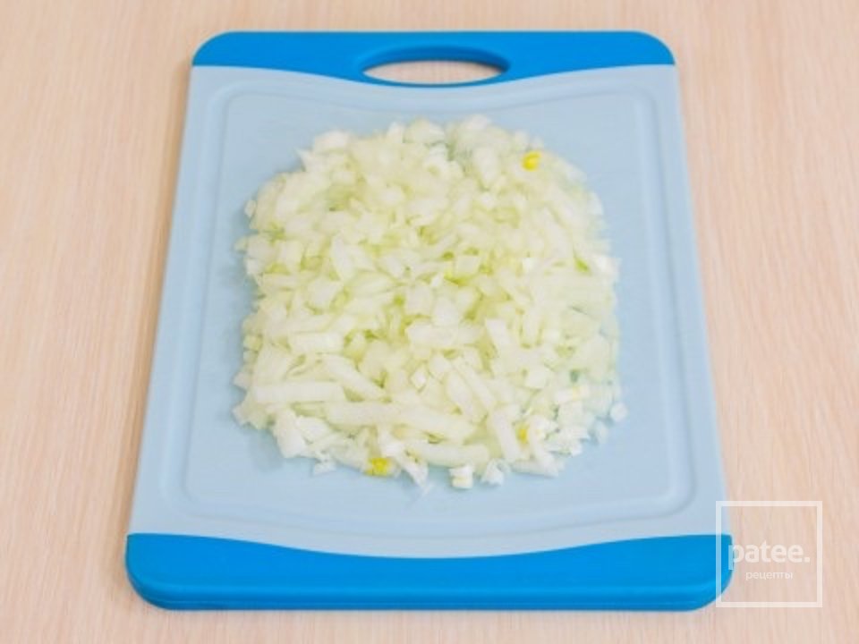 Мясные зразы с луком и яйцом 🥚 - Шаг 2