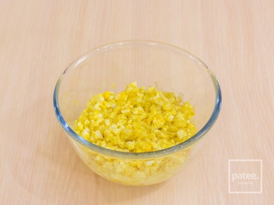 Мясные зразы с луком и яйцом 🥚 - Шаг 5