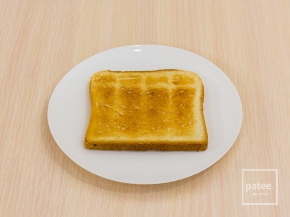 Сендвич с беконом и яичницей 🥪 - Шаг 6