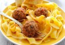 Сытная и аппетитная лапша с фрикадельками 🍝