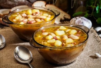 Суп из фасоли и бекона 🍜