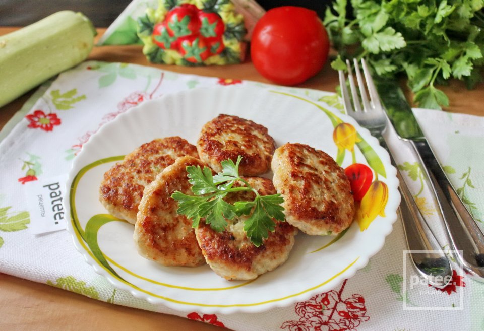 Котлеты с кабачком и картофелем - Шаг 10