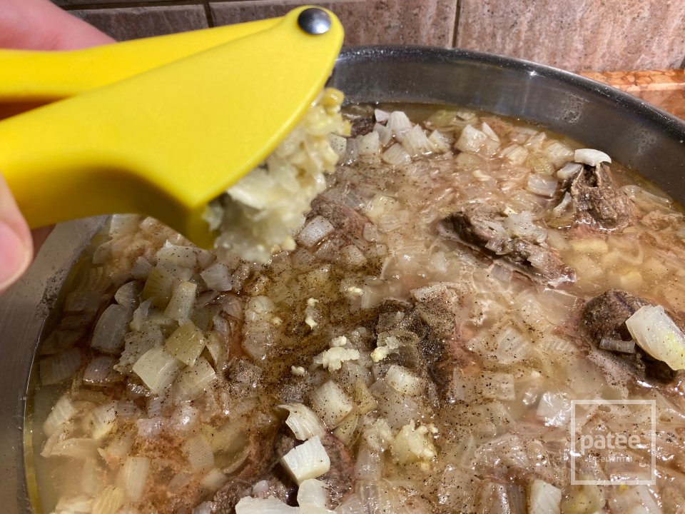 Говядина по-Кремлевски с отварными макаронами и Витаминным салатом - Шаг 8