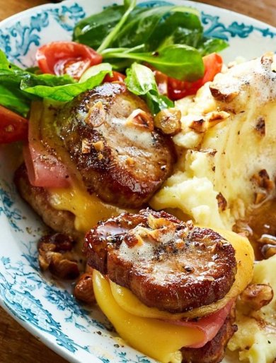 Мясо с сыром и ветчиной🥩 - Шаг 1