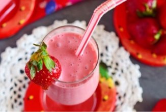Смузи с замороженной клубники 🍓