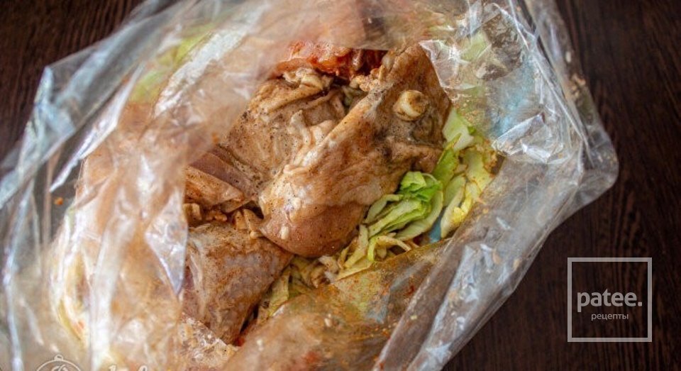Запечённая курица с капустой в рукаве 🍗 - Шаг 6