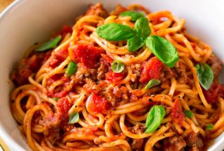 Спагетти с мясным соусом 🍝