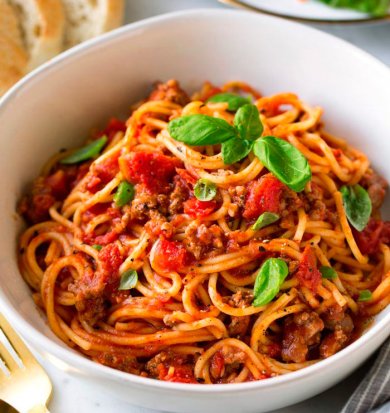 Спагетти с мясным соусом 🍝