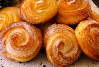 Плюшки на дрожжах 👍🏼