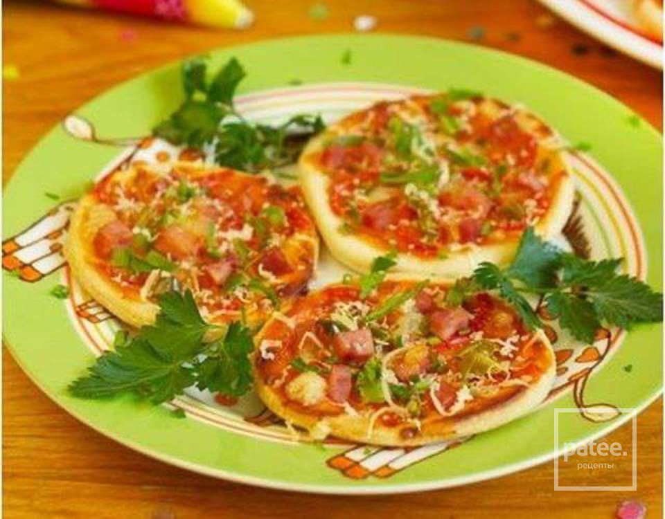 Мини пиццы с ветчиной 🍕 - Шаг 1