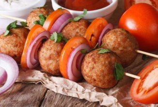 Закуска из говяжьих шариков с овощами 🍅