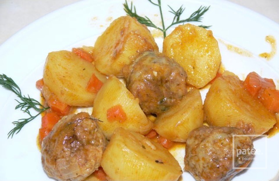 Картофель с мясными фрикадельками 🥔 - Шаг 1