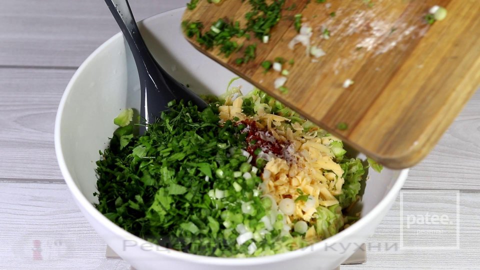 Кабачковые маффины без муки в духовке - Шаг 5