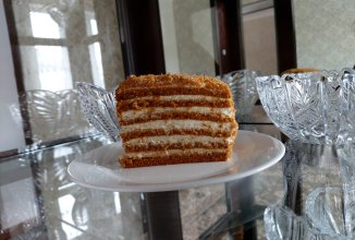 Торт "Медовик"