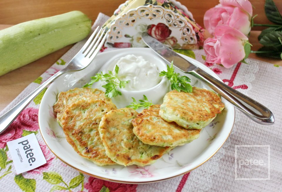 Оладьи кабачковые на кефире - Шаг 11