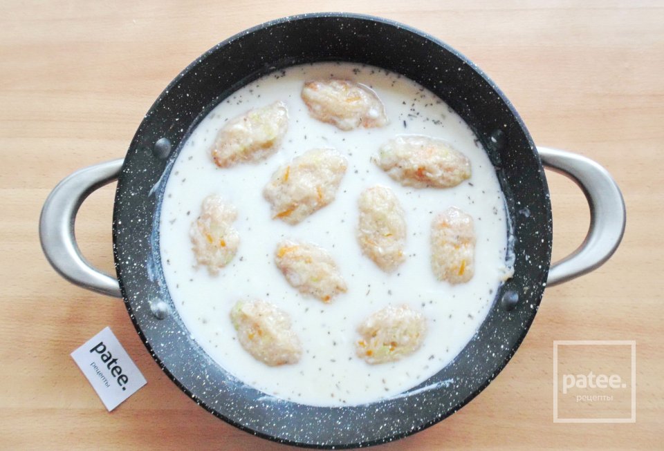 Ленивые голубцы с молодой капустой в сметане - Шаг 12