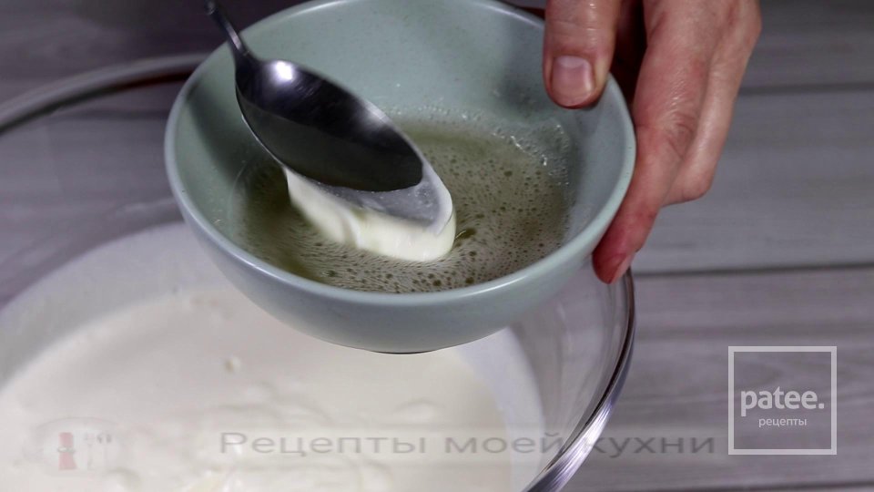 Творожный десерт без выпечки с клубникой - Шаг 5