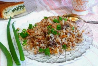 Гречка с тушенкой в мультиварке 🍚