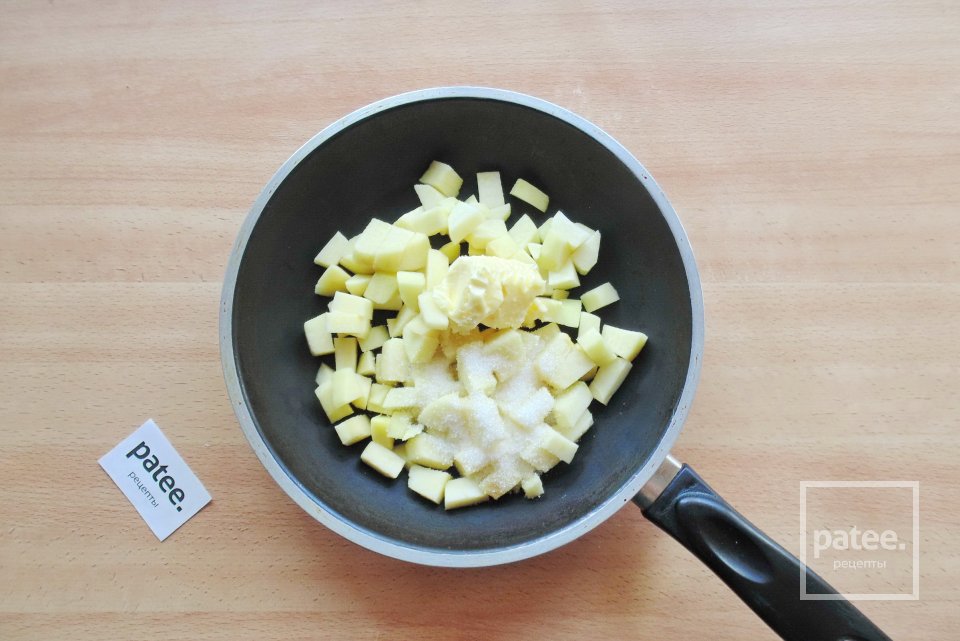 Сырники с яблоками в карамели - Шаг 11