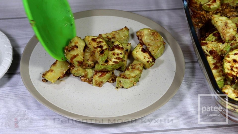 Запеченные кабачки в духовке со специями - Шаг 7