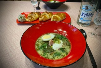 Зелёные щи из щавеля со шпинатом