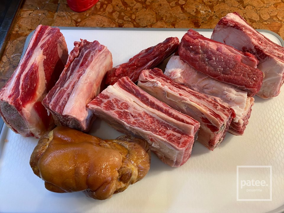 Зелёные щи из щавеля со шпинатом - Шаг 1