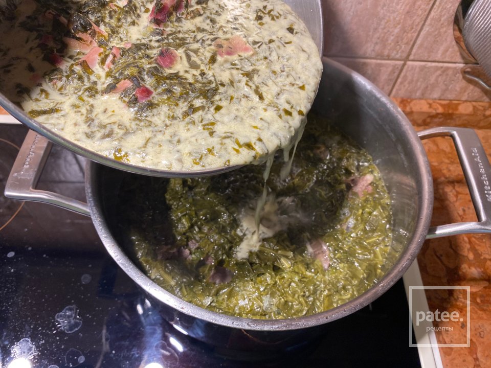 Зелёные щи из щавеля со шпинатом - Шаг 11