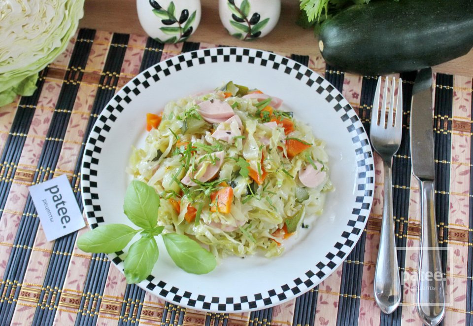 Тушеная капуста с цуккини - Шаг 9