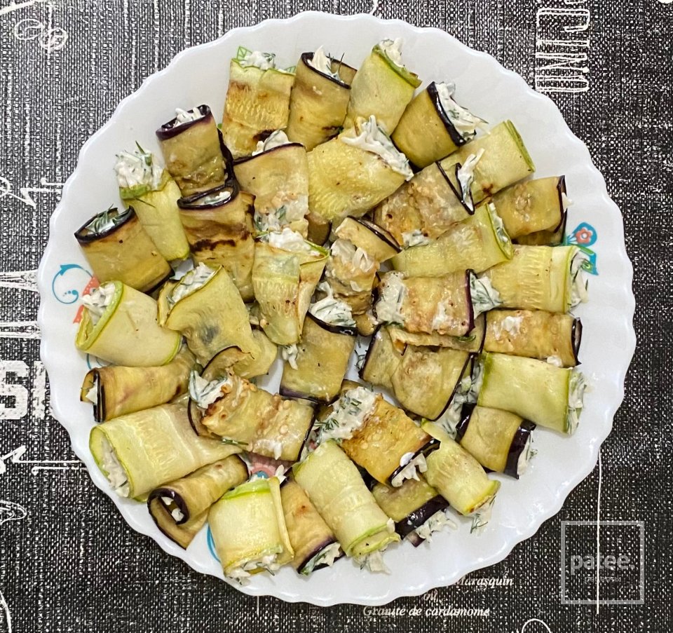 Рулетики из баклажана с сыром - Шаг 8