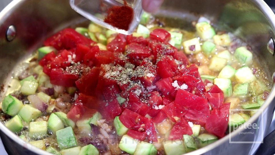 Макароны с кабачками и помидорами - Шаг 7