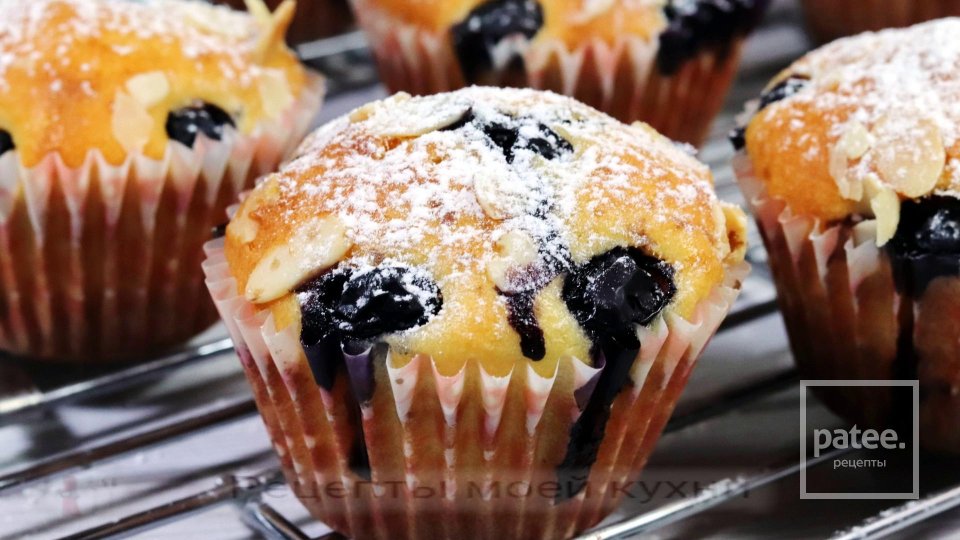 Творожные кексы с черникой и миндалём - Шаг 11